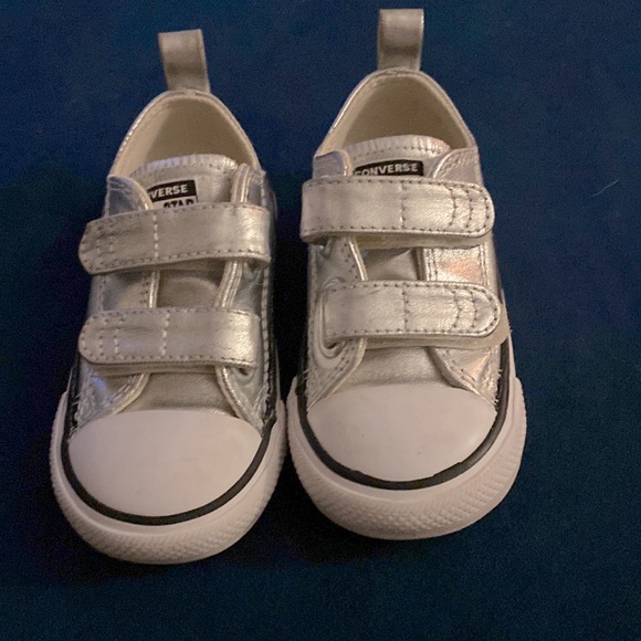 Converse All Star silver sneakers size6 💕 - Picture 3 of 7
